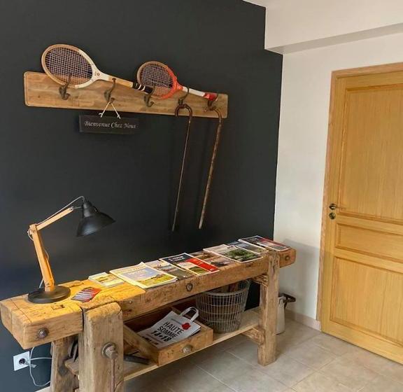 مبيت وإفطار La Suite Du 12