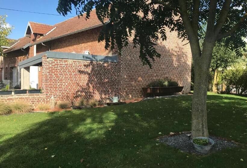 مبيت وإفطار La Suite Du 12