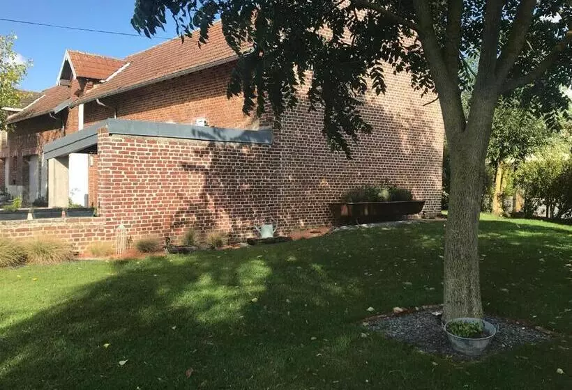 ベッドアンドブレックファースト La Suite Du 12