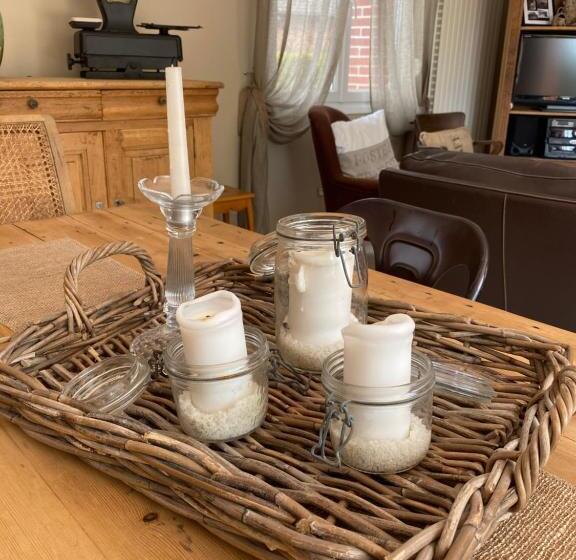 مبيت وإفطار La Suite Du 12