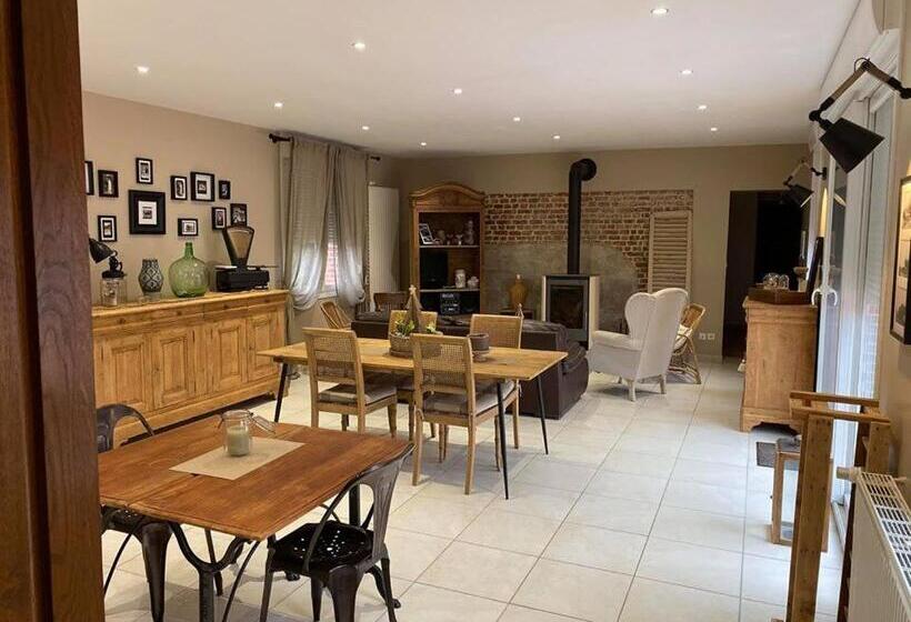 مبيت وإفطار La Suite Du 12