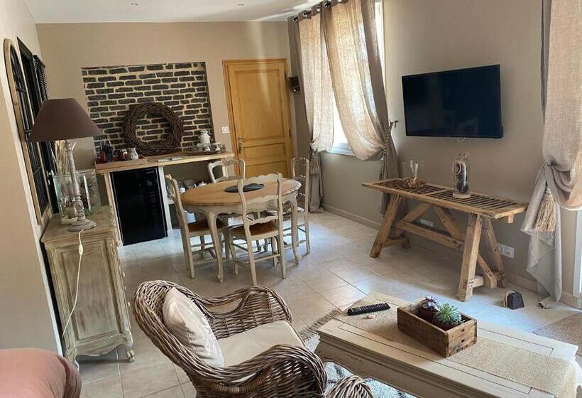 مبيت وإفطار La Suite Du 12