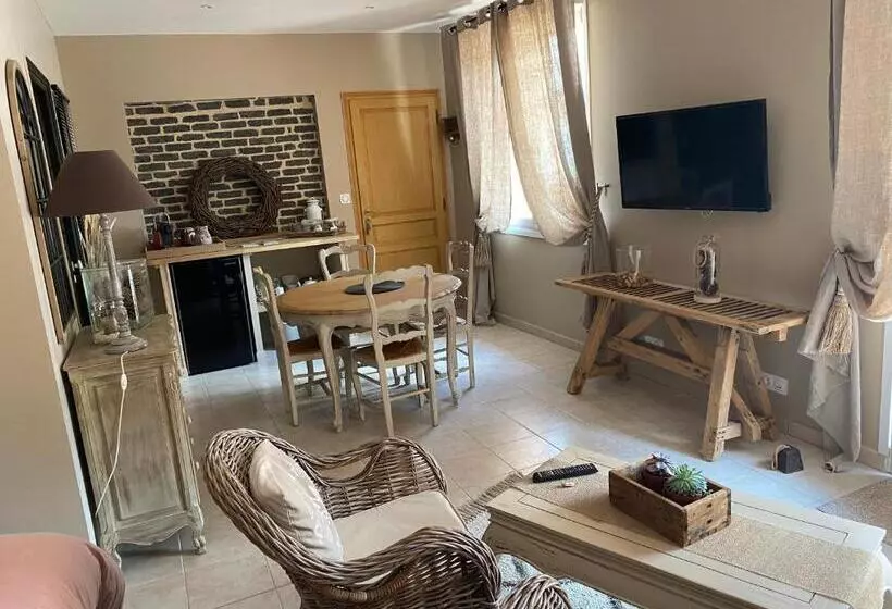 ベッドアンドブレックファースト La Suite Du 12