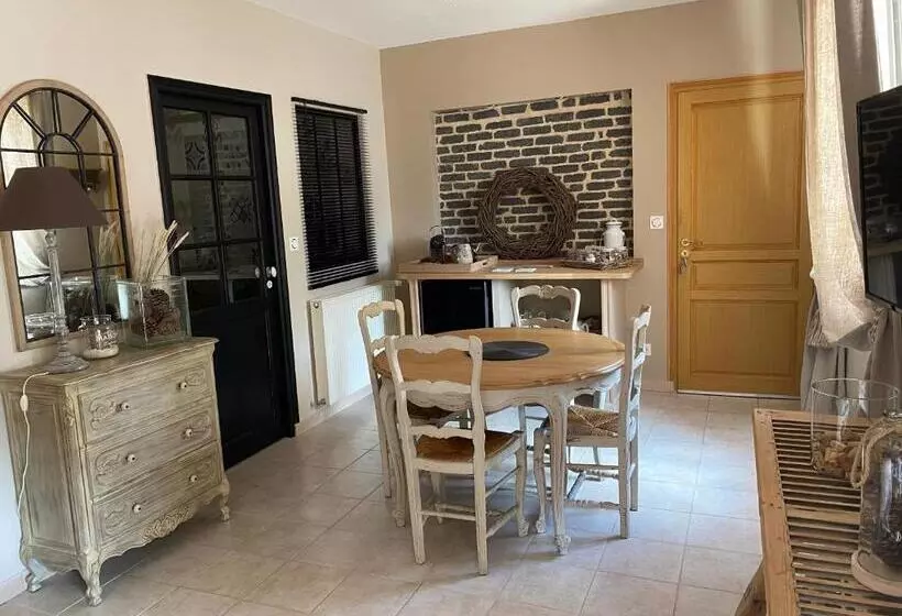 ベッドアンドブレックファースト La Suite Du 12