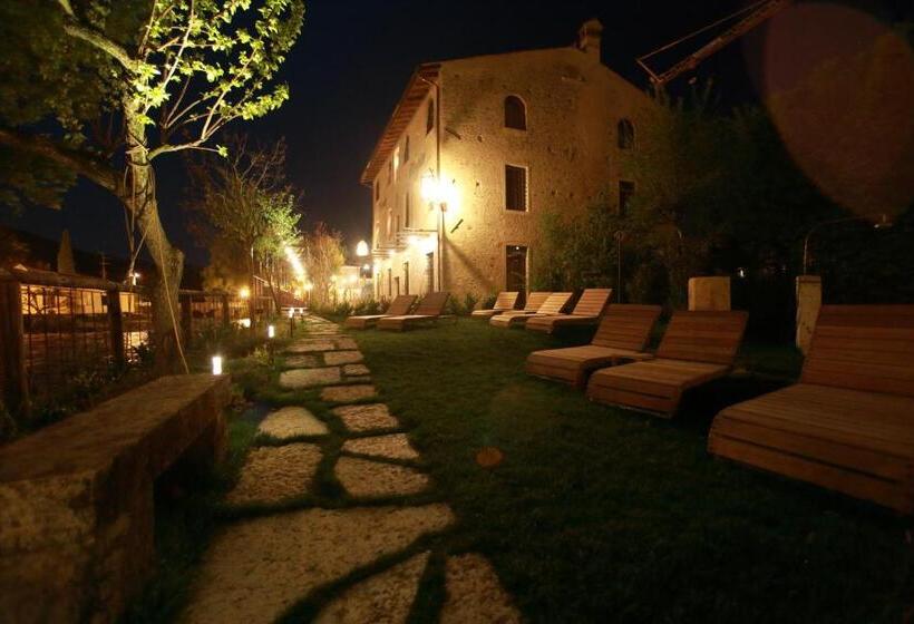 בית מלון כפרי Corte Regia Relais & Spa