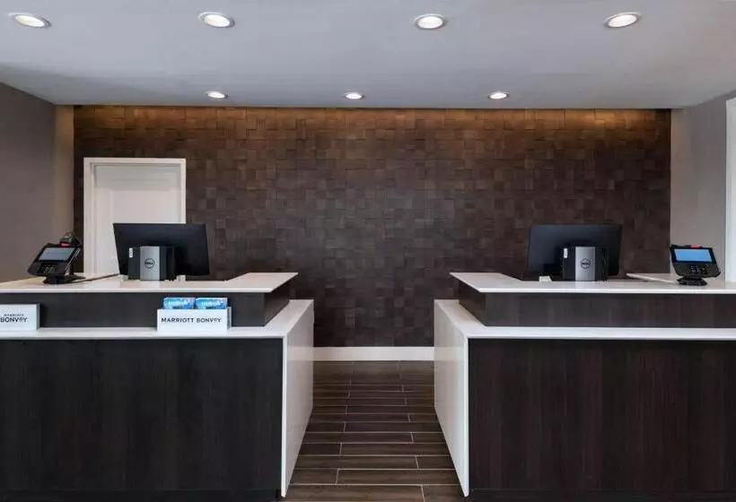 Hotelli Residence Inn New Brunswick Tower Center Blvd