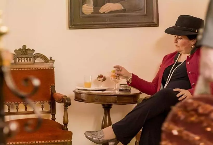 Hotelli Weisses Rössl