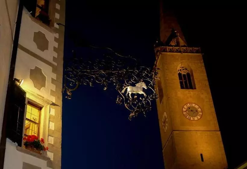 Hotelli Weisses Rössl