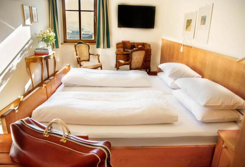 Hotel Weisses Rössl