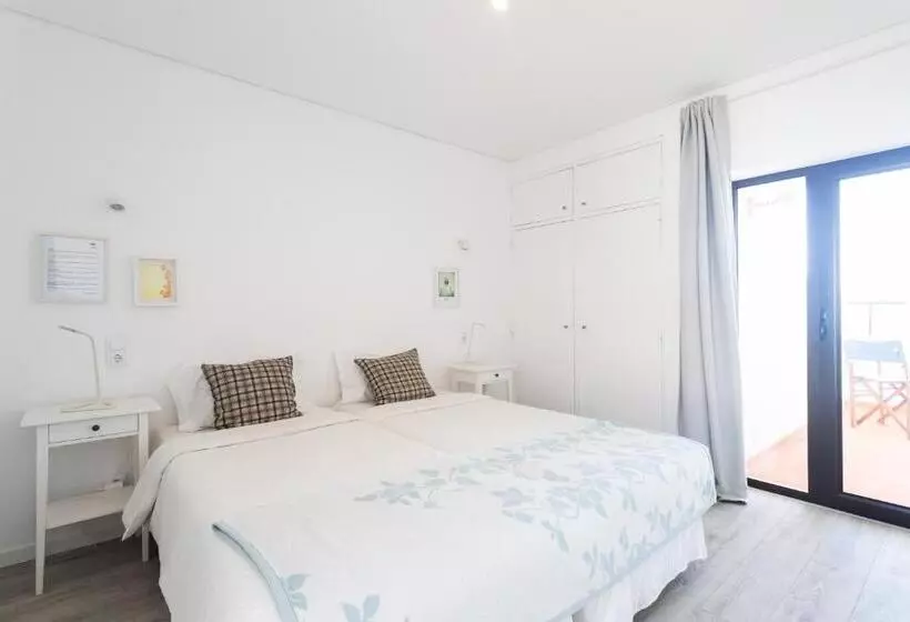 هتل Blue Buddha Beach House