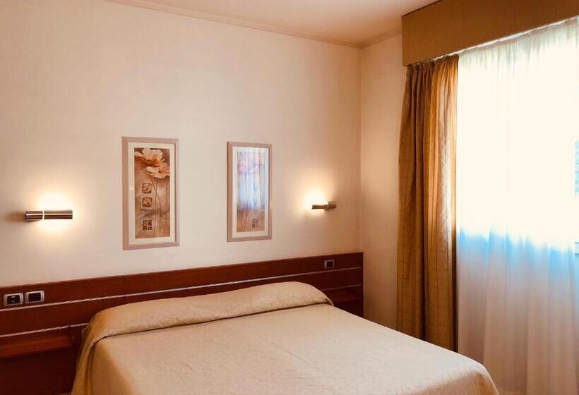 בית מלון כפרי Delfina