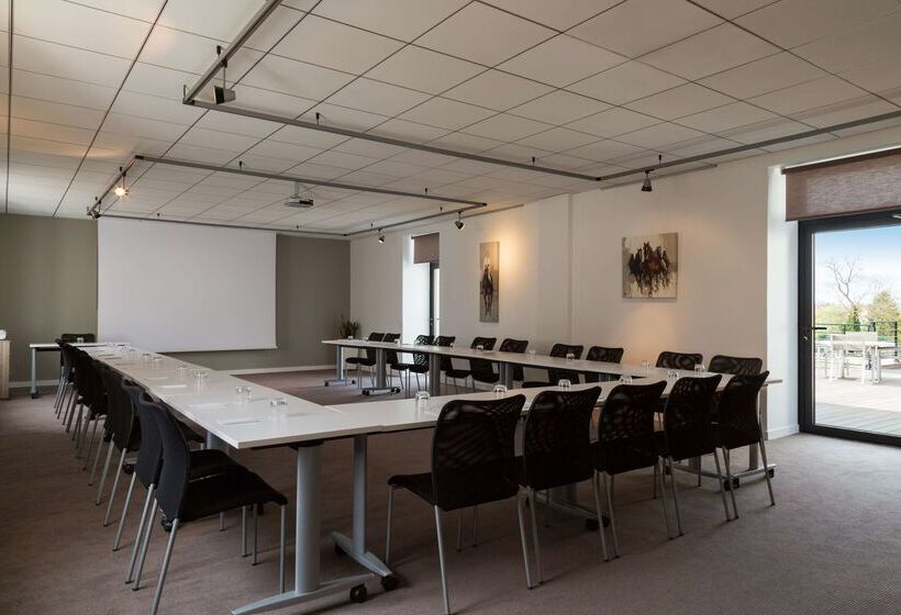 호텔 Domaine La Charpinière, The Originals Collection