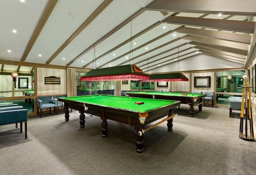 فندق Four Seasons Country Club