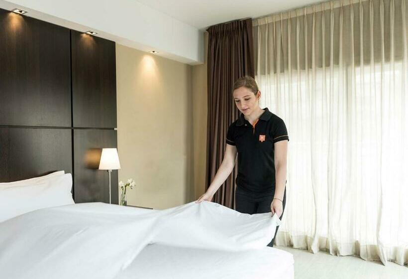 هتل Htl City Baires