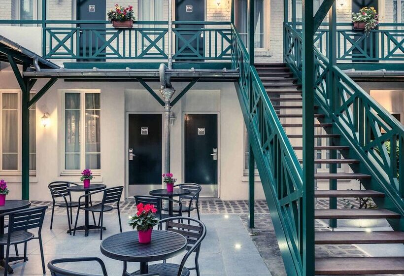 בית מלון כפרי Ibis Levallois Perret