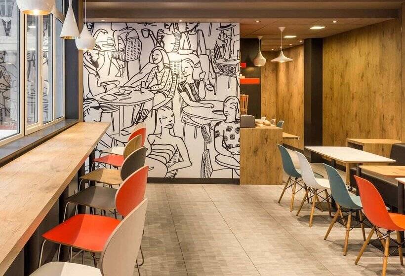 בית מלון כפרי Ibis Levallois Perret