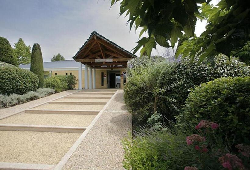 فندق Hôtel Grand Confort Le Moulin Rouge