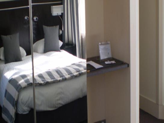 هتل Kyriad Paris 10 Gare de L'Est