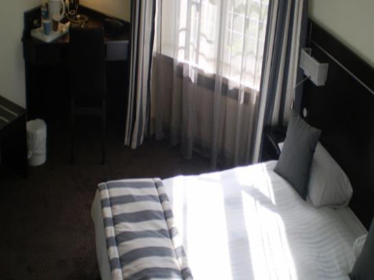 هتل Kyriad Paris 10 Gare de L'Est