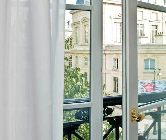 هتل La Chambre Du Marais