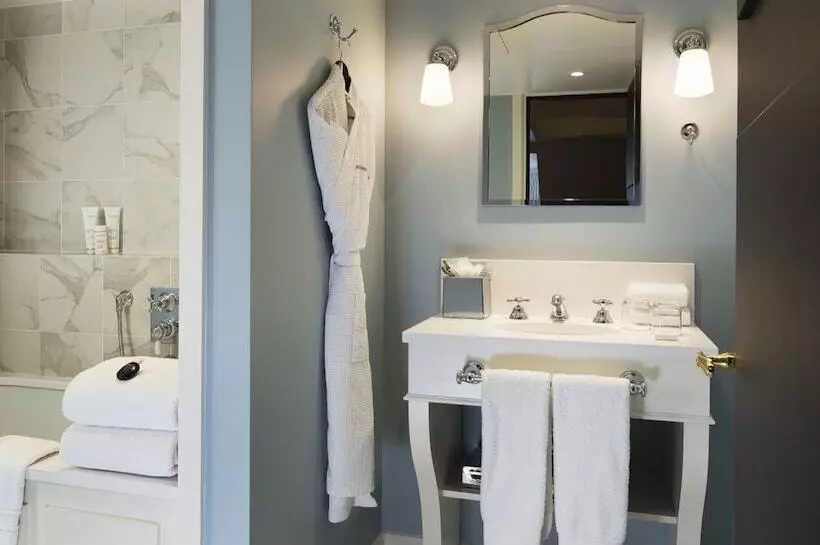 هتل La Chambre Du Marais