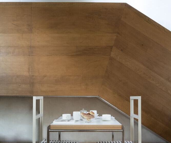 בית מלון כפרי La Perouse