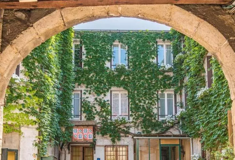 هتل Le Central Boutique