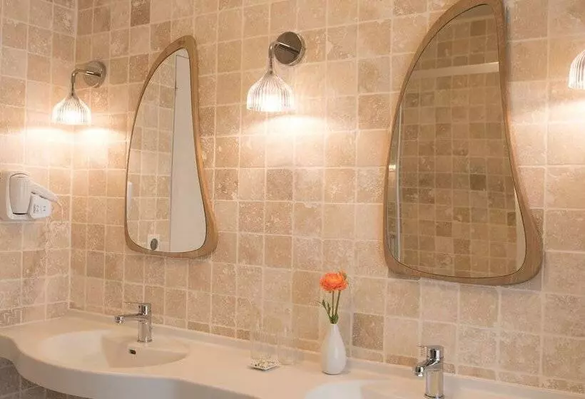 هتل Le Central Boutique