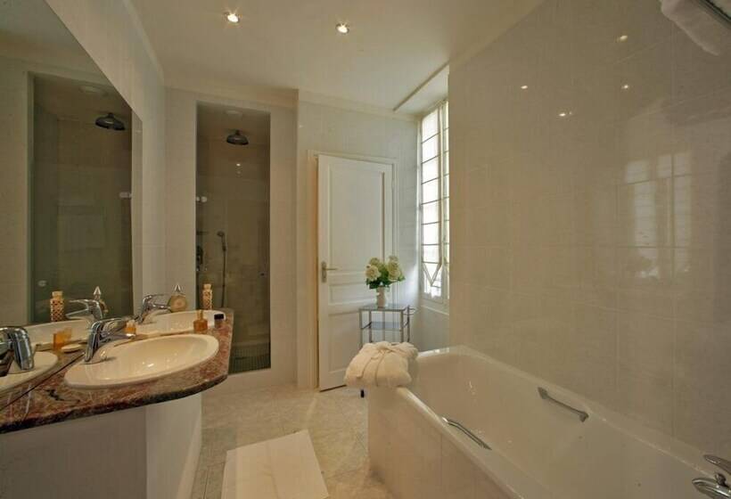 ホテル Le Manoir St Jean