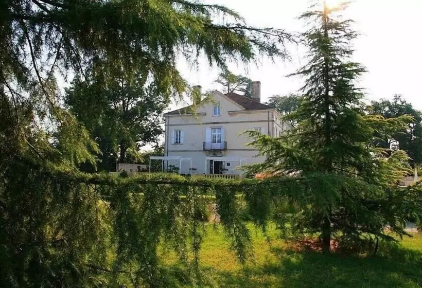 ホテル Le Manoir St Jean