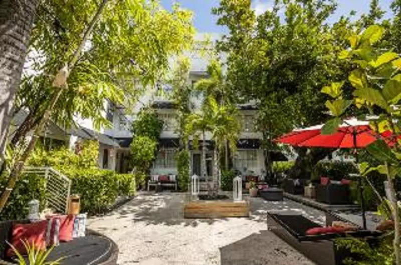 ホテル Metropole Suites South Beach