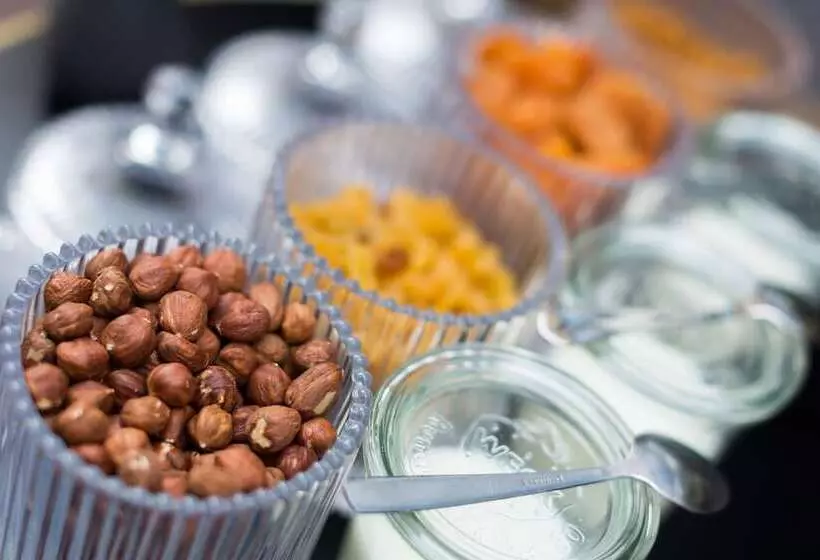 هتل 10 Opéra By Happyculture