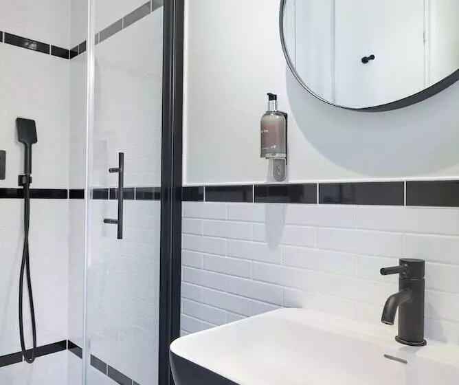 هتل 10 Opéra By Happyculture