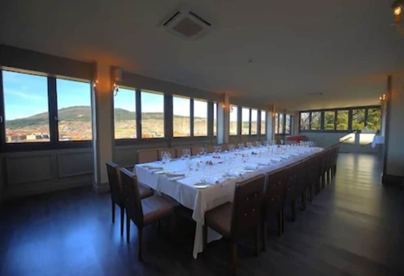 Hotel Pamplona Catedral