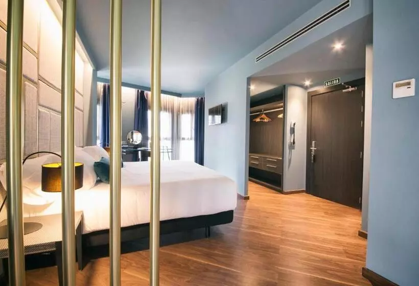 Hotel Pamplona Catedral