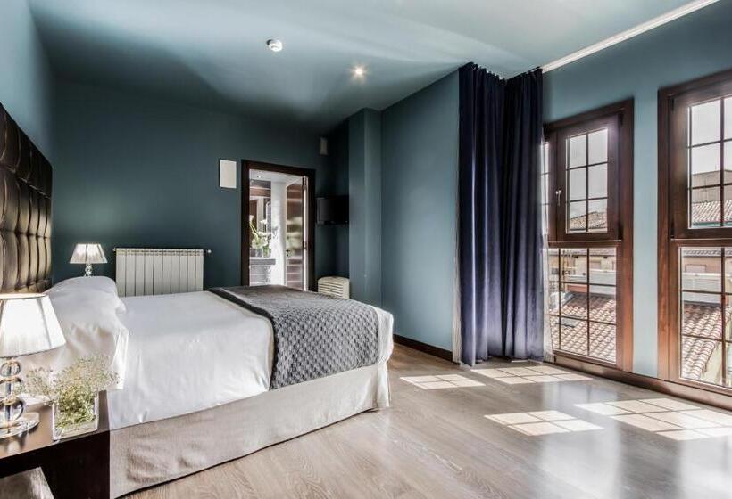 Hotel Pamplona Catedral