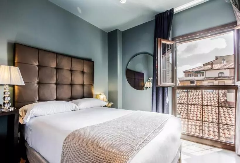 Hotel Pamplona Catedral
