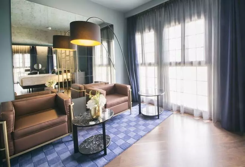 Hotel Pamplona Catedral