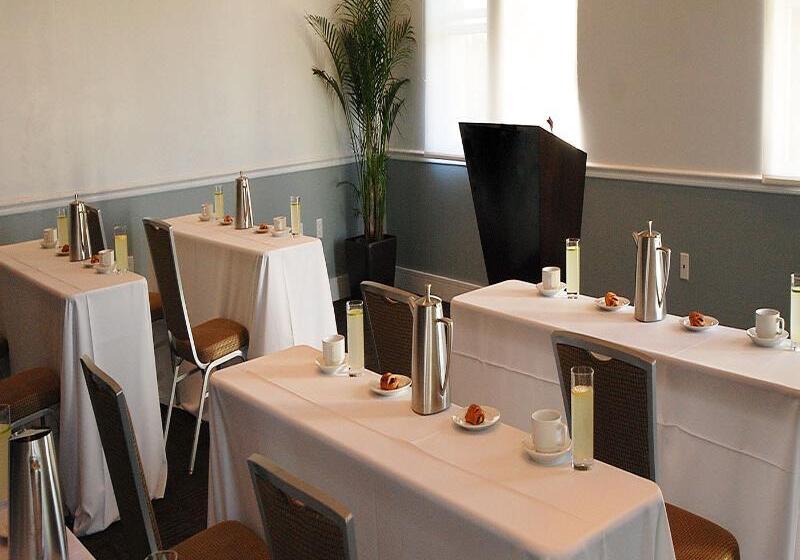 בית מלון כפרי Provident Doral At The Blue