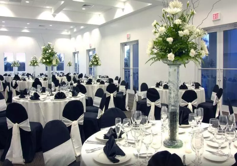 Hotelli Provident Doral At The Blue