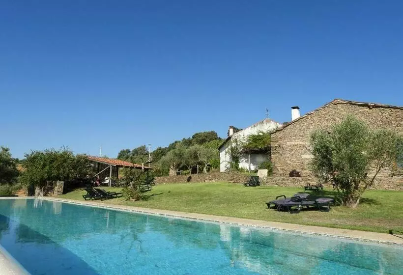 Отель Quinta Da Alagoa