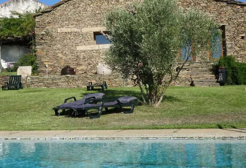 Отель Quinta Da Alagoa