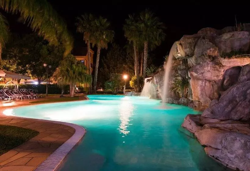 Отель Villa Albani