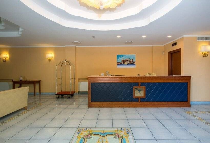 Отель Villa Albani