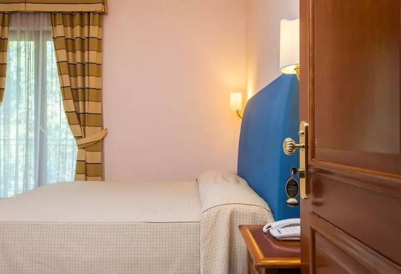 Отель Villa Albani