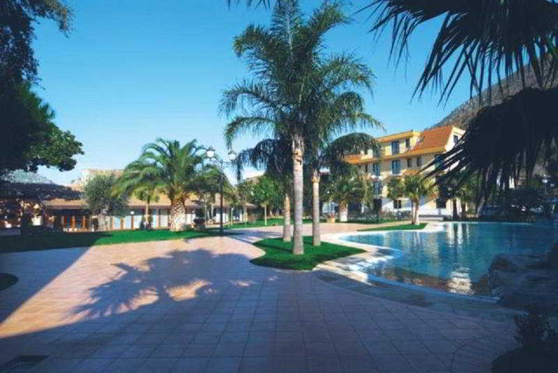 Отель Villa Albani