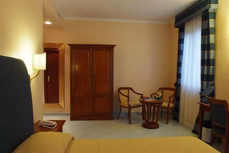 Отель Villa Albani