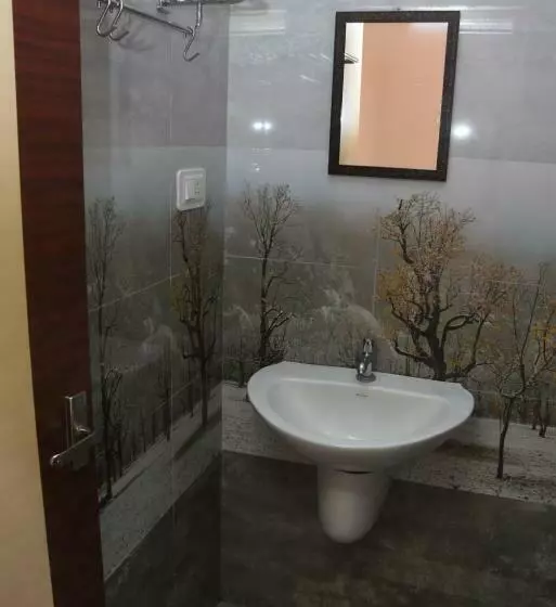 Retkeilymaja Murali's Kudil