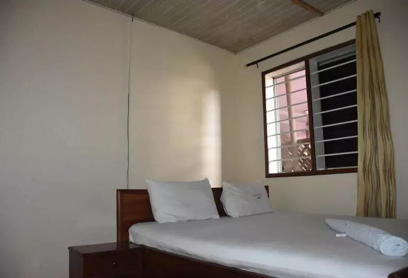 تختخواب و صبحانه Kituri Royal Inn