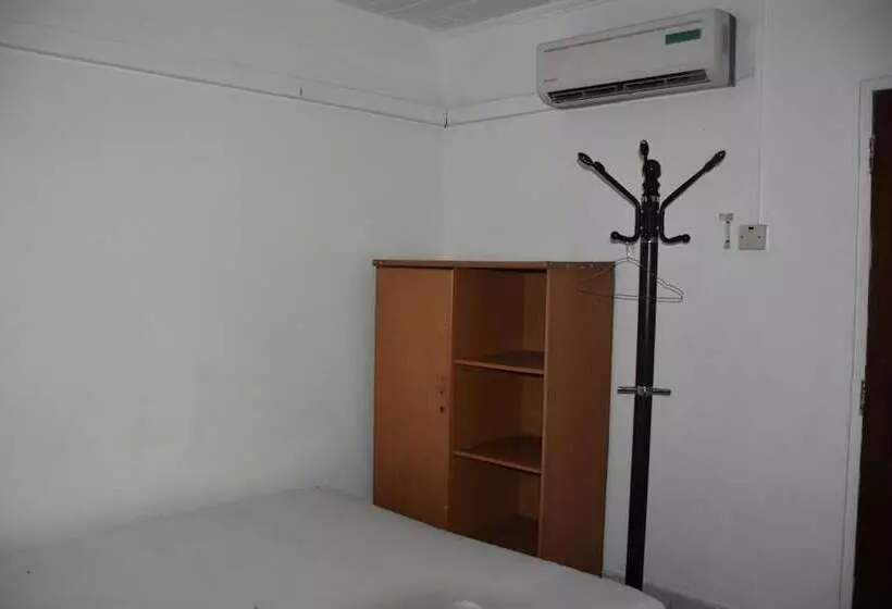 تختخواب و صبحانه Kituri Royal Inn